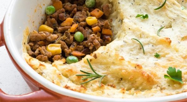 shepherds pie in a red dish